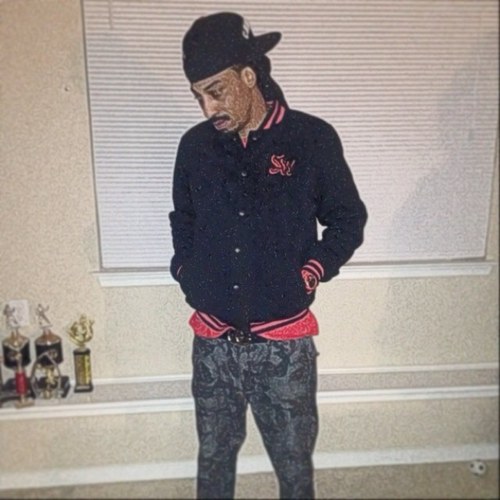 Promoter for S.W.ENT go listen to where da cash at on dat http://t.co/cBuw1tml follow vablow804 on IG #weallwegot