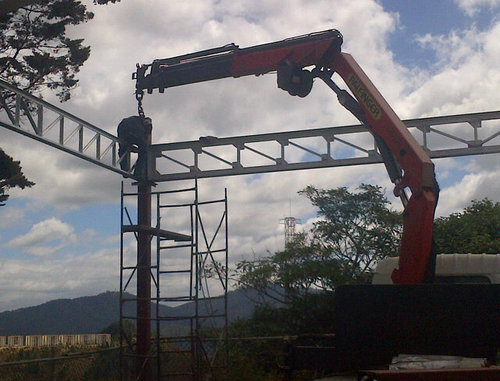 Constructor de Estructuras Metalicas y Herreria en General, trabajamos a nivel nacional