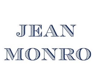 Jean Monro is renowned for English chintzes, producing traditional prints from archive in England on the finest cloths and without compromise.