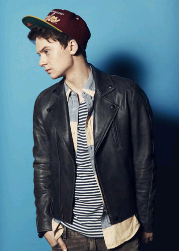 Fanbase, and tell about Conor Maynard. Conor love Mayniac♥
