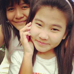 Hi :) i'm echa | 17 | johor | follow me ,i will  follow u back | tengs ^^