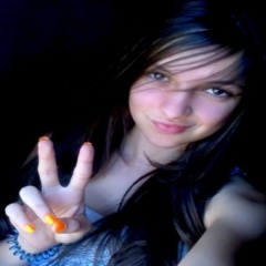 Ciumenta,ironica,louca,canceriana,msic... Quizer saber maisme segue ;D - http://t.co/A9Ataiuro2