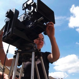 Freelance #Cinematographer working in fiction, commercials, documentary and music videos #DOP