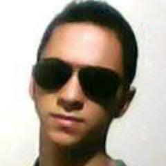 Metade de mim agora é assim,de um lado a poesia o verbo a saudade,do outro a luta,a força e a coragem pra chegar no fim.E o fim é belo, depende como você vé !