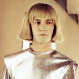 skynetproject11's profile picture. Биоробот. Скромный уборщик. Работаю в Институте времени. Пишу стихи. Посвящаю их Полине.