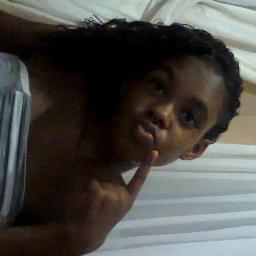 Sõu Belieber Problemã? : ) 
http://t.co/GmVftiTR mm' perguntã môli?