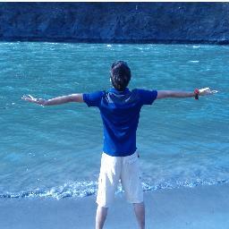 Still searching so called myself...  I have interest in many things so friends call me Mr.Random ...RTs are not endorsements !!