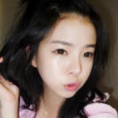 별을 보려면 어둠이 꼭 필요하다. 외로우니까 사람이다. 왜 가장 원하지 않는 일에 인생을 낭비하는가. 신은 다시 일어서는 법을 가르치기 위해 나를 쓰러뜨린다.