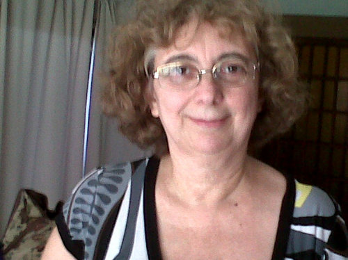 mesidit's profile picture. Nací en Capital Federal el 24/8/55. Estudié en la Escuela Normal de San Nicolás y en la U.N.R. medicina y psicología.Vivo en La  Emilia,San Nicolás. Escribo.