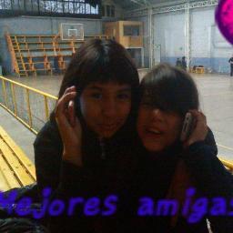 Tengo una mejor amiga q se llama Franita la quiero muchoooooo 3 mi amiga desde hace caleta de tiempoo y eso :P :C