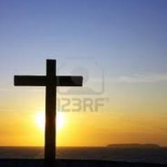 Hausfrau, Mutter und Christin, bin gerne in meinem Garten und mit unserem Hund unterwegs.Liebe unseren Herrn Jesus Christus über alles.