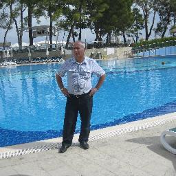 KAMU GÖREVLİSİ, SENDİKACI