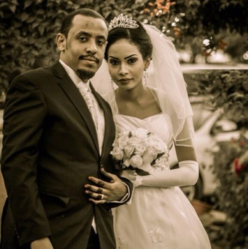 modilive2013's profile picture. 