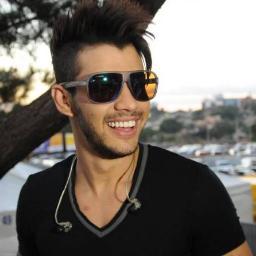 @Gusttavo_lima VC significa muito pra mim ::Etamos aqui pro qui der e vier GUGA ta sempre aqui-- ♥