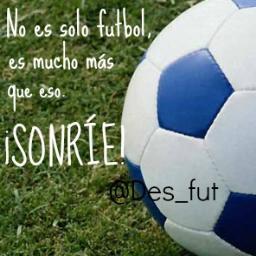 Futbol mi sonrisa, mi estilo de vida. Quien no demuestra lo que siente, pierde lo que quiere. Jugadora de futbol femenino.
http://t.co/TZhv6m7qAX
