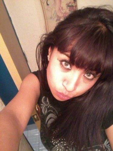 biank70104453's profile picture. feliz......