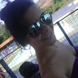 ♡~~
a princesiinha que não nasceu para ficar no castelo,
e sim para enfrentar a realidade da vida;