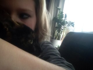 Hvi1,mh1i, 13, hondsrugcollege, shoppen, paardrijden, bankhangen, one direction,, @XHIHI_ROBINX, @marline35., @MiniPubeR,@TrueMonster_