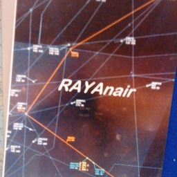Nací en Sevilla pero me considero ciudadana del mundo. Controlador Aéreo. Convencida de que tenemos que luchar para cambiar el mundo.