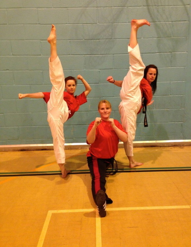 Official MAX Instructor for Somerset!Teaching martial arts with an X-treme twist,headed by the world renowned Bruce Sistaz,are you ready to take it to the MAX?