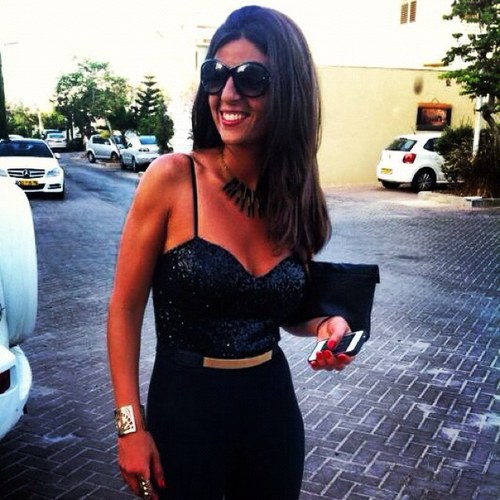 LorieLomri's profile picture. 