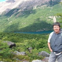 Socio refundador, vendedor de libros y entrenador de futbol infantil, felìz!