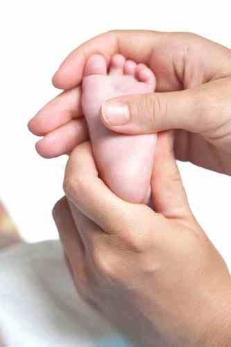 Midwives; Placenta Specialists; Hypnobirthing Practitioners; Birth and Postnatal Doulas; Baby Massage Instructors