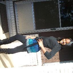 follow me and I will follow u 100% and im cute and un to talk and living that single life for now