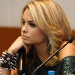 @lua_blanco quer saber o quanto eu te amo?multiplique as estrelas do ceu pelas gotas do oceano dinda : @tatianemartires fc criado dia 10/03/12