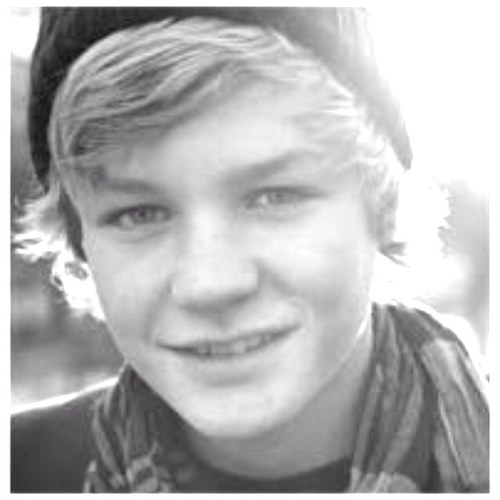 daanliciouss's profile picture. hey, i love daan hij is kapot lekker. i'm 1/4 of mainlicious.