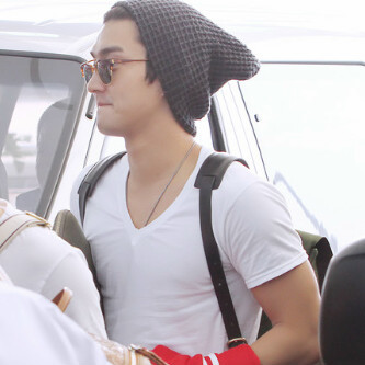 ‏​“ 만 내 마음의 대부분: 다른 나라에서 *♡korea           ​​
