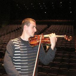 OscarVilaprinyo's profile picture. Músic, violinista i últimament estudiant de composició.