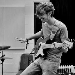 Studying Music at Falmouth University. I deliver pile-drivers to grooves from the top rope. Check out my website! http://t.co/TDob9UPTJ5