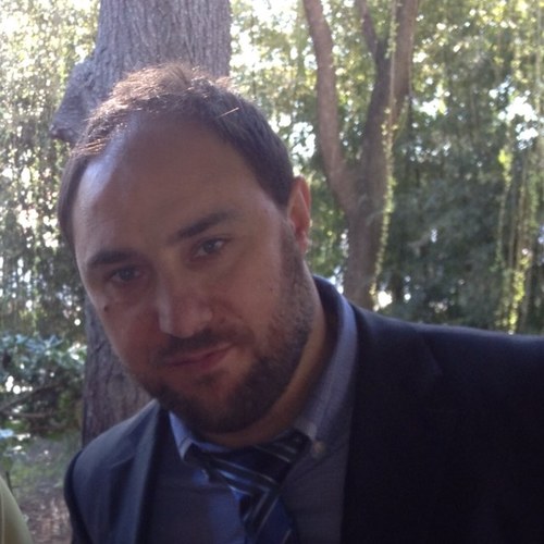 AFL Multicultural Community Ambassador and owner of Kensington Pizza . Supercoach and AFL fantasy tragic.