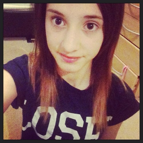 i follow back :-) Justin bieber!