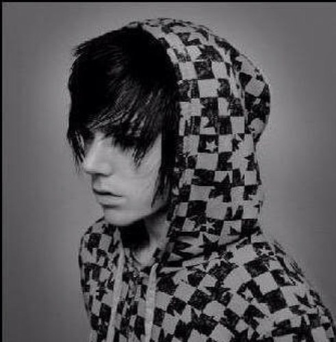 I'm a werewolf, looking for the one to protect. My name is Zero. |Single|24|Bisexual| {Roleplay}