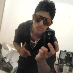 Deus me fez Maior, ele me fez Melhor ♪ ! #CORINTHIANO ! Irmão da @RaanyEster_  $  Fallow-me? ;]]]