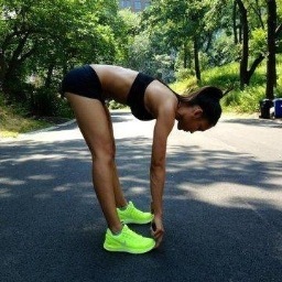 Being healthy and fit to be happy ^_^. Im a college student trying to be healthy! Love to exercise! #beachgirl #fitfam