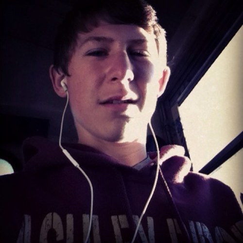 Zcurtis14Curtis's profile picture. I like hunting and fishing and playing baseball i also like to wach Duck Dynasty! My favorite sport teams are Clemson, Redskins, and Braves!