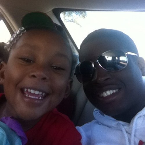 #Teamfollowback #Teamtaruis #Teamcollegelife follow my twify @describme