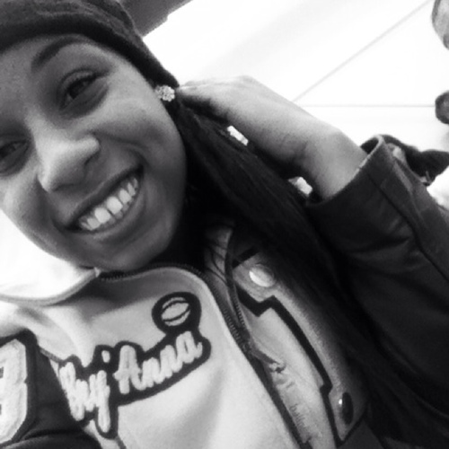 @Sav_eklund is my bestfriend till the end ..(:
@Dee_Hooper24 is my light in a beautiful sea :)
