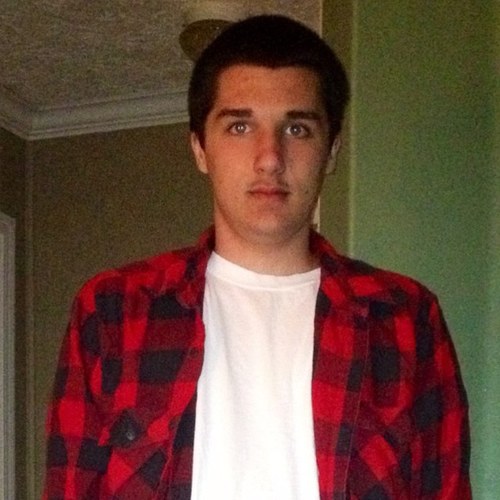 I love to ride bikes and skate, follow my other account @thetylersellers