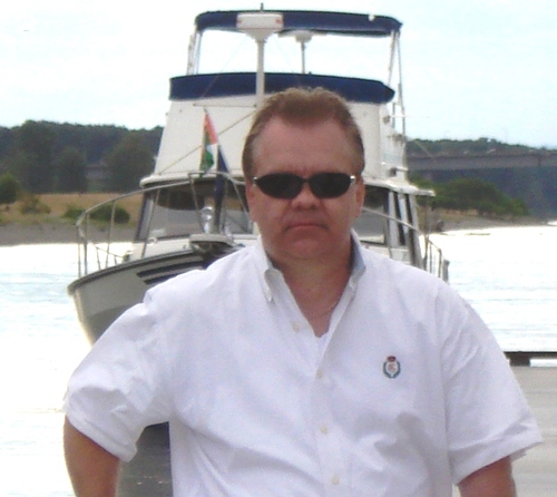 I Love Life and Sharing Life Experiences.  Business Marketing expertise with focus on Social Marketing Strategies and Implementation.