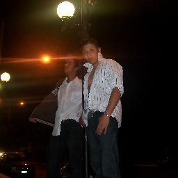 Reacción2 Duo Venezuela Janz & El Poetta  Música que te enamora TRQ CONTACTANOS (0416) 125-8441