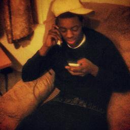 MixMatchDesigna's profile picture. #BBC#TRUSTNONE#TeamRackedUpShawty #TeamFukItOffShorty SHE SAY I BE STUNTIN,BITCH DAT EVERYDAY..#TEAM FOLLOWBAK#DALEGANG#TEAMFUCKU#TeamPoloRalphLauren