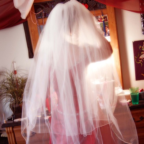 RuinedImages's profile picture. photographer in the las vegas area. still life, bands, etc. always looking for models.