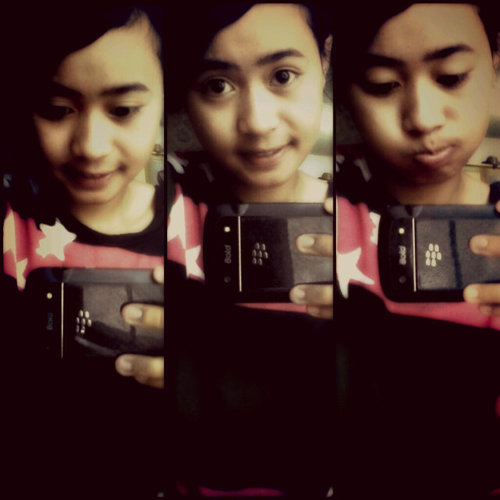 Megasurgaya's profile picture. Qu btuh pngrti'n dan kjjur'n bkan kbohong'n .....3-|