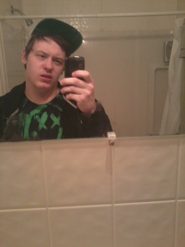 im a die hard pittsburgh steelers fan and a memphis grizzlies fan and a celtics fan and i love the preds:) and im starting a band so follow me:)