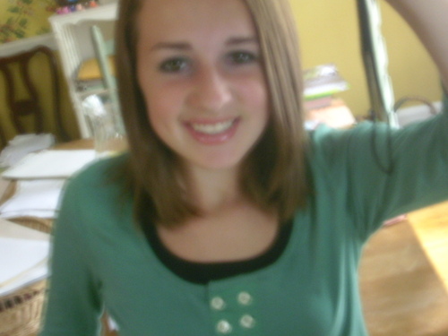 its anniebannanay so follow! ♥