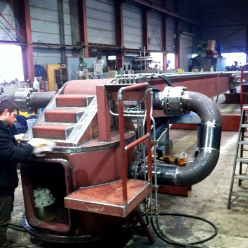 Van Wijk BV is een toonaangevend scheepsreparatiebedrijf met een moderne machinefabriek en van oudsher ervaren in het onderhoud van aanemers en baggermaterieel.
